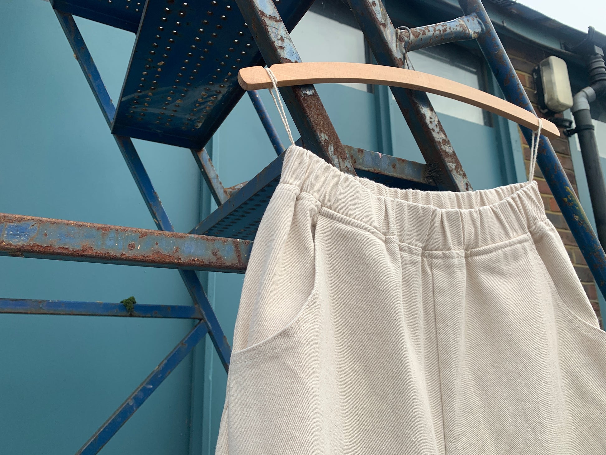 Natural Denim Arc Pants from Le Bon Shoppe