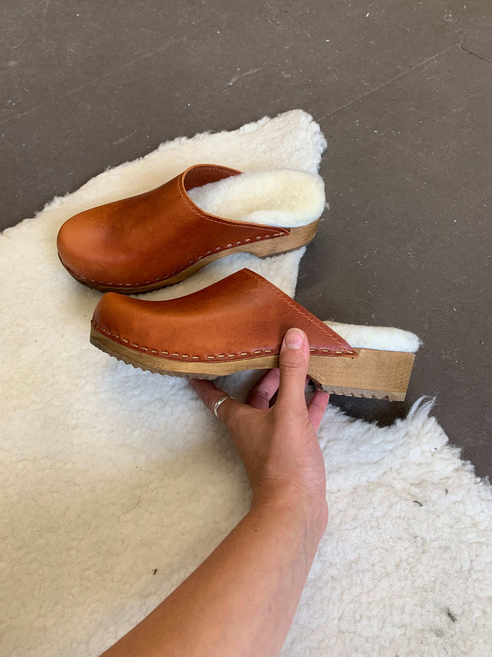 sheepskin clog liners natural and black